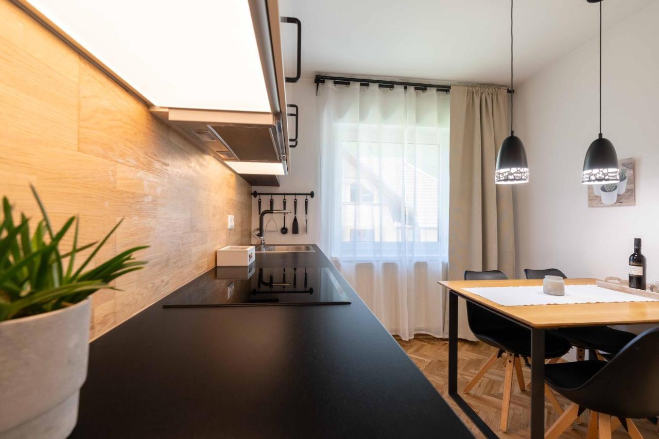 Apartma Pecek Kranjska Gora Extérieur photo